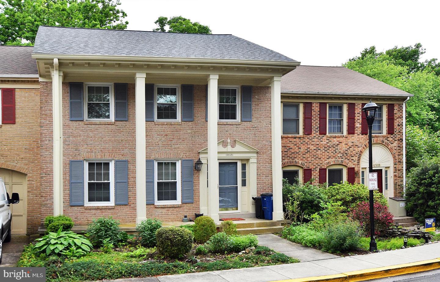 10121 CRESTBERRY PLACE