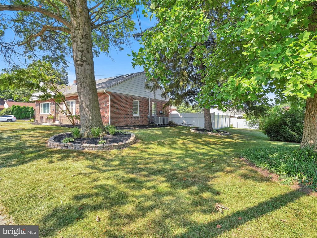 Photo of 130 S 10TH ST, AKRON, PA 17501 (MLS # PALA2040202)