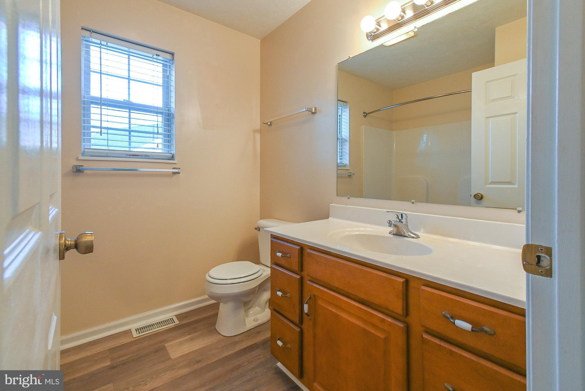 DRY RUN COMMONS - Residential Lease