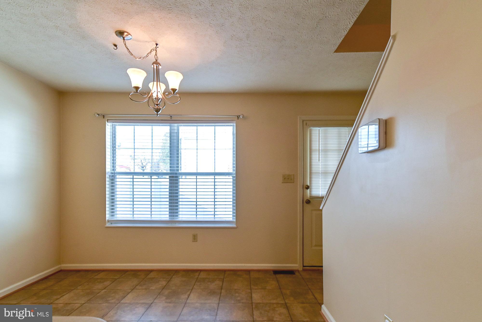 DRY RUN COMMONS - Residential Lease