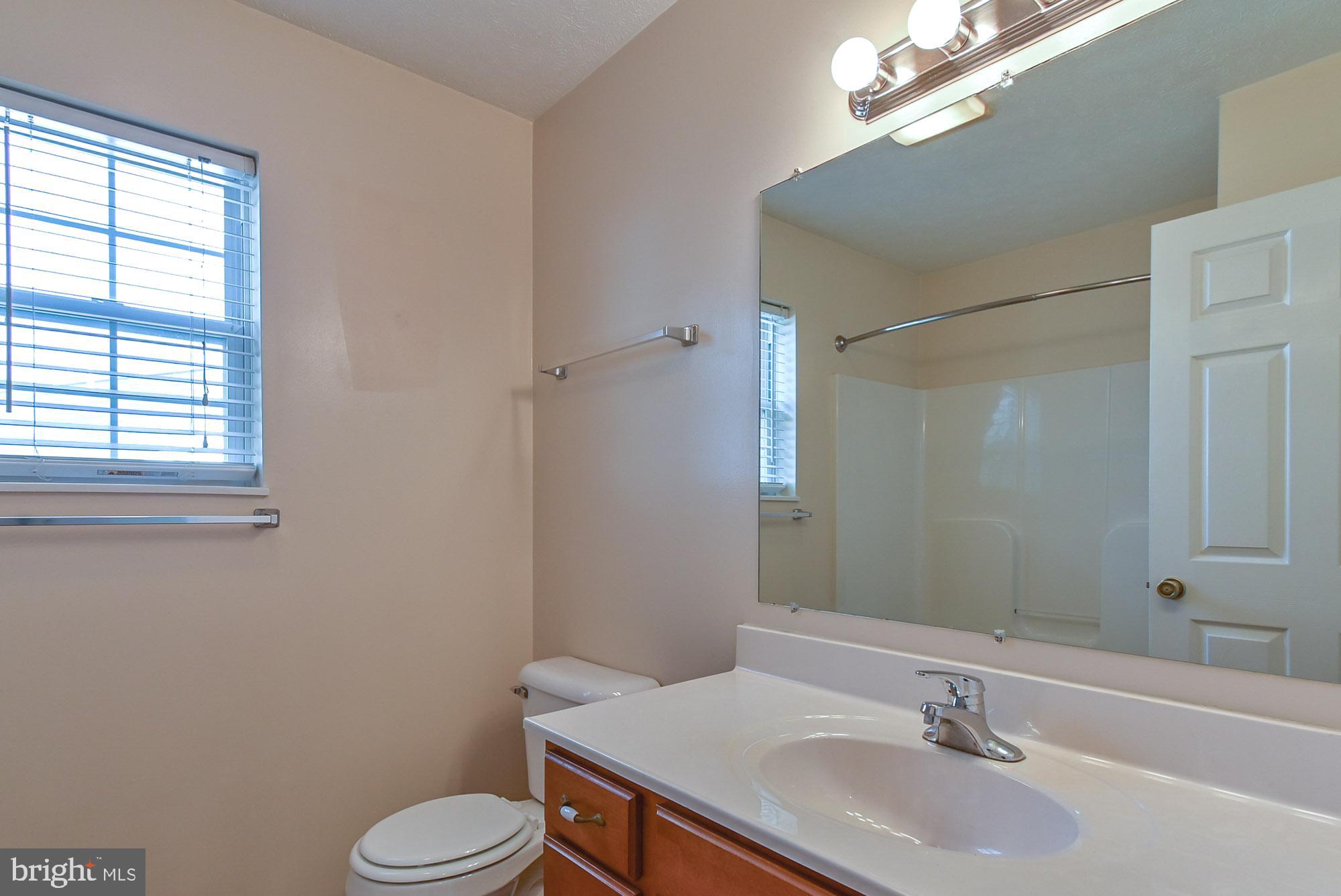 DRY RUN COMMONS - Residential Lease