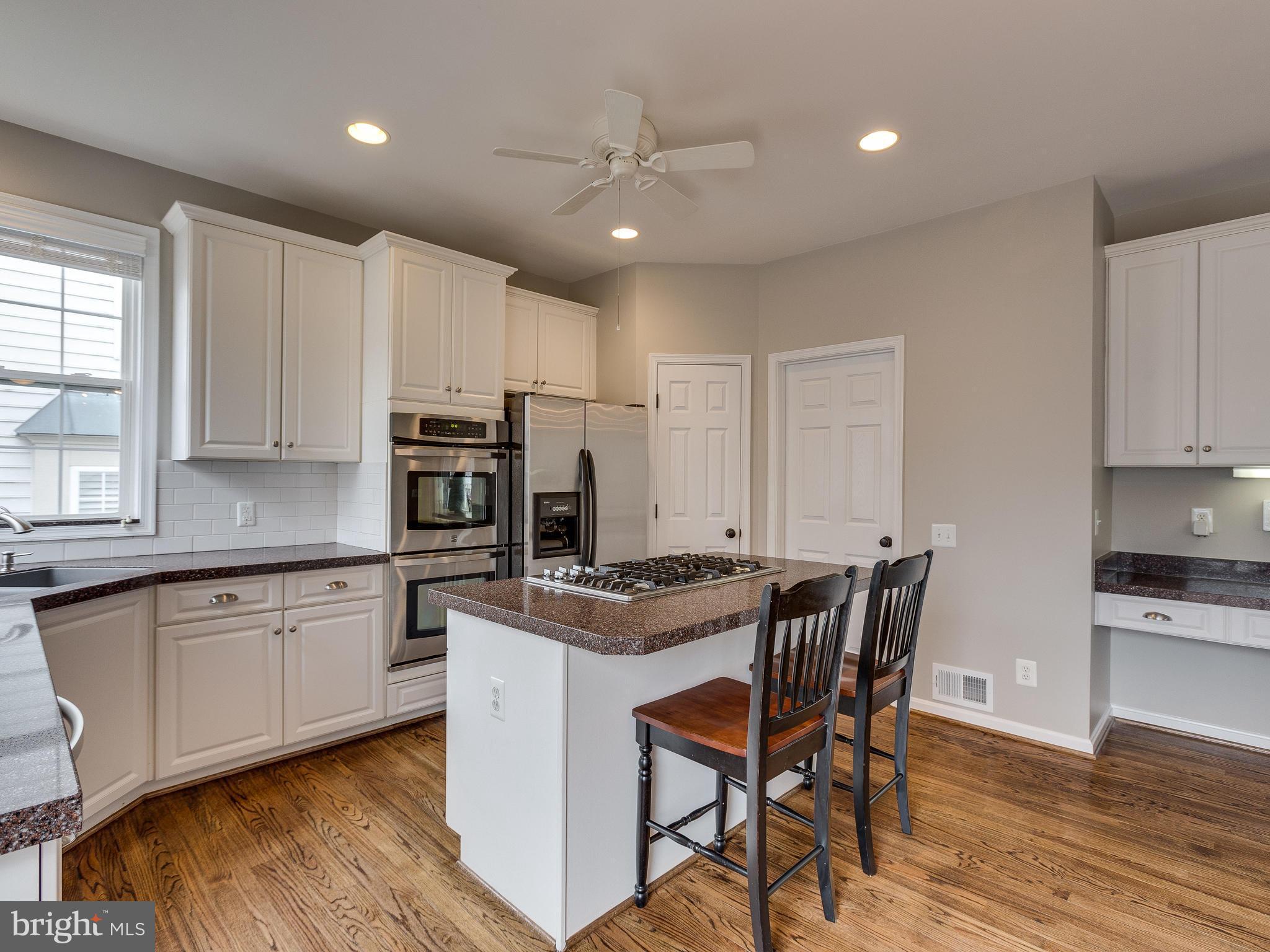 SOUTH RIDING - Residential