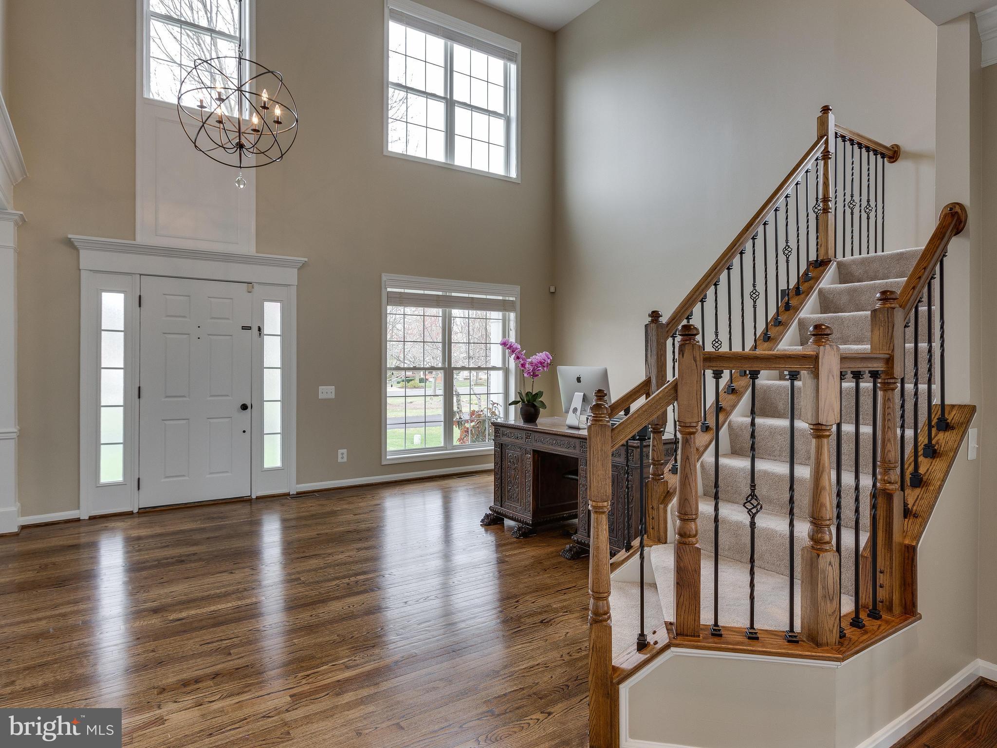 SOUTH RIDING - Residential