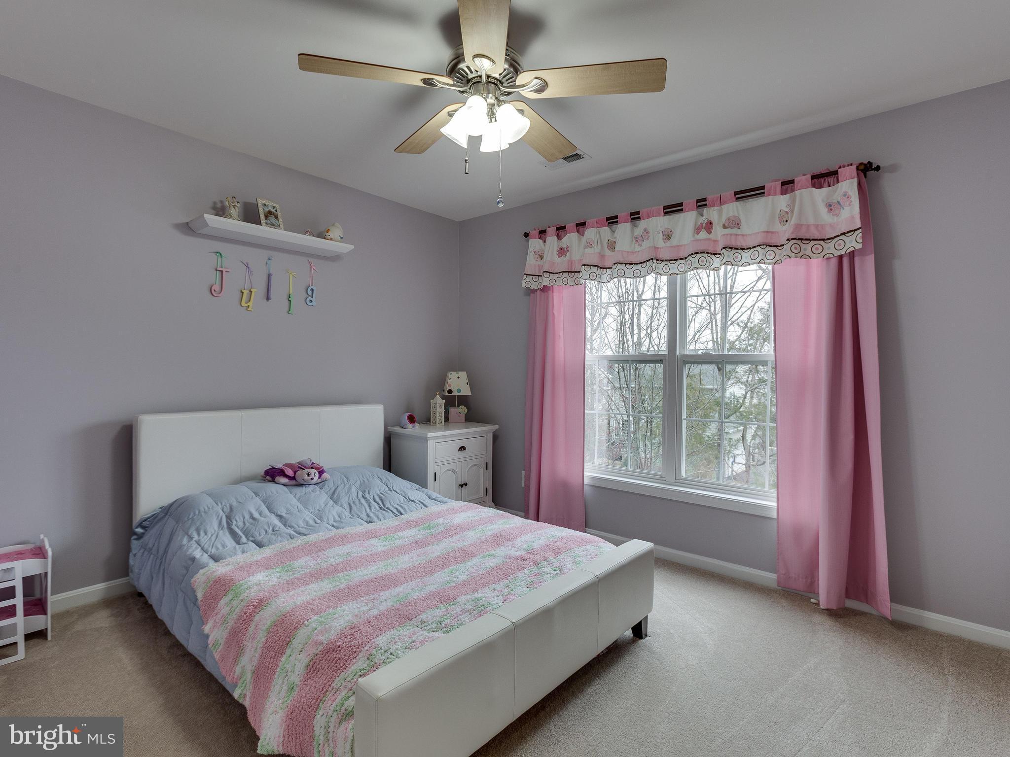 SOUTH RIDING - Residential