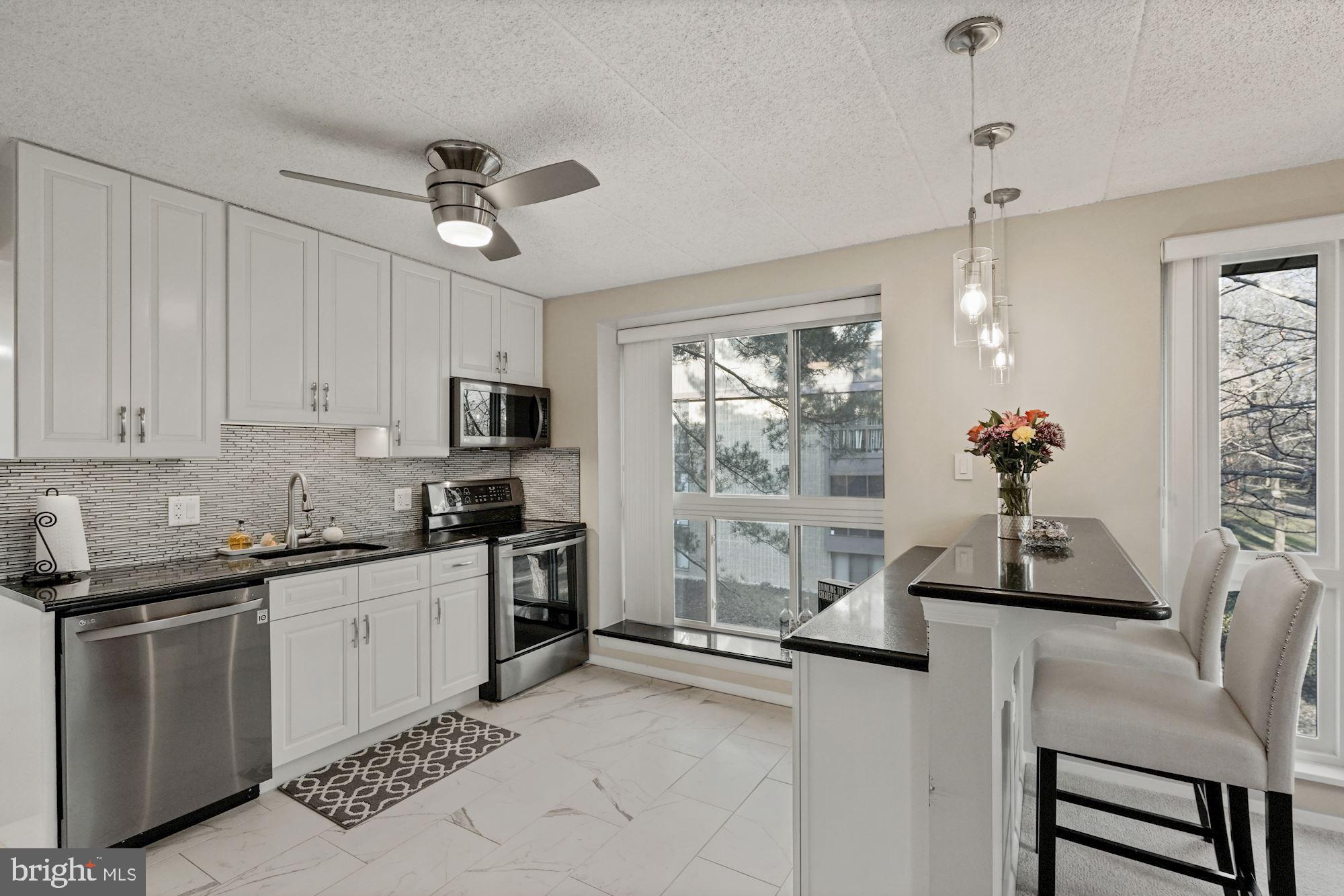 ALEXANDRIA OVERLOOK - Residential Lease