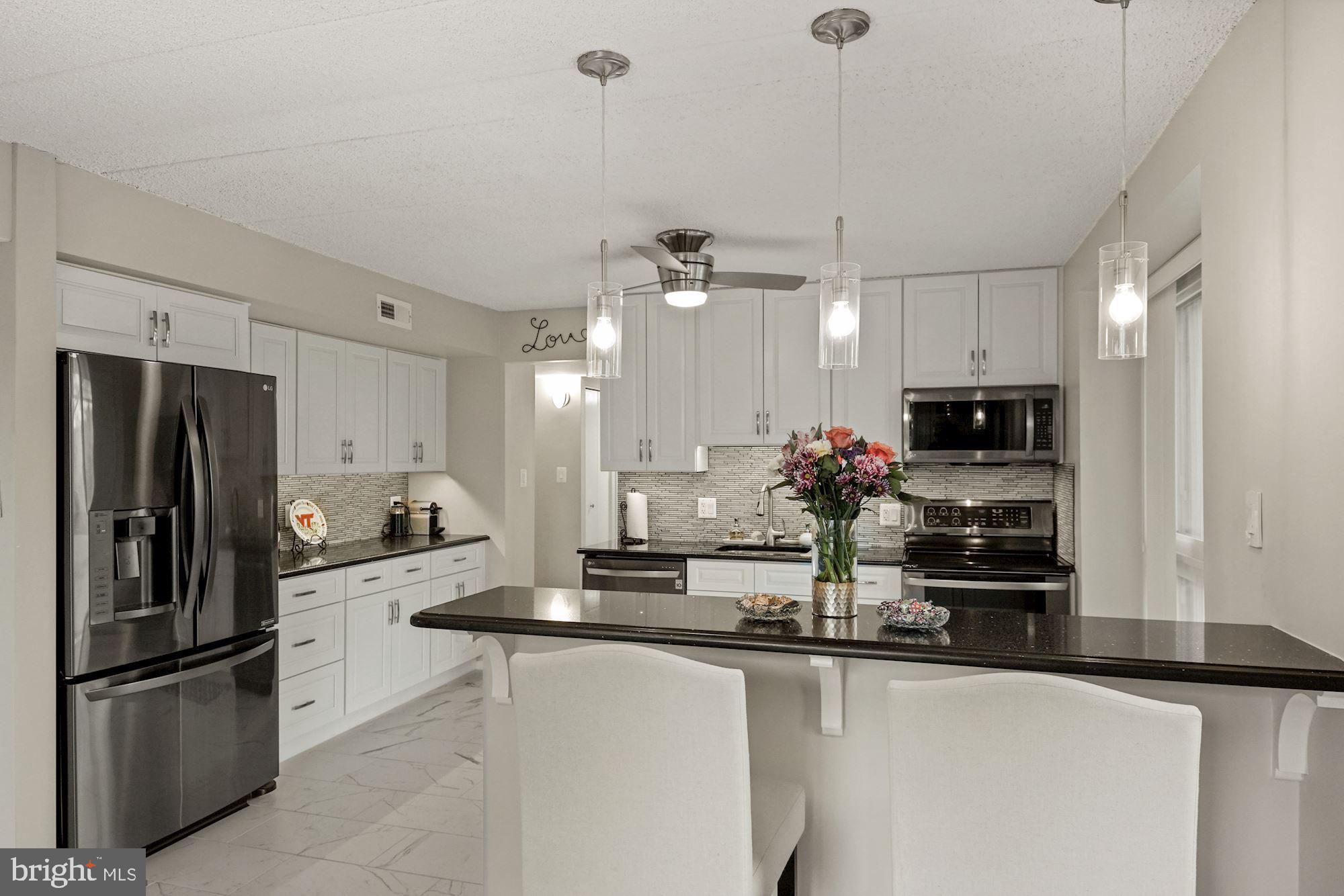 ALEXANDRIA OVERLOOK - Residential Lease