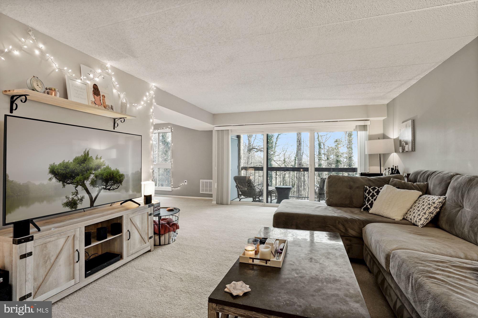 ALEXANDRIA OVERLOOK - Residential Lease