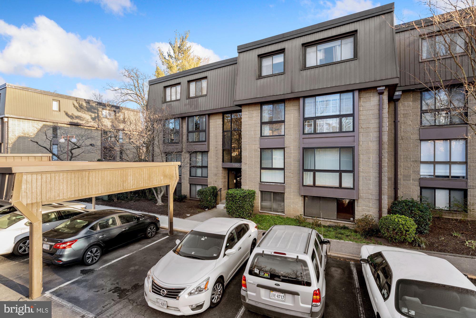 ALEXANDRIA OVERLOOK - Residential Lease