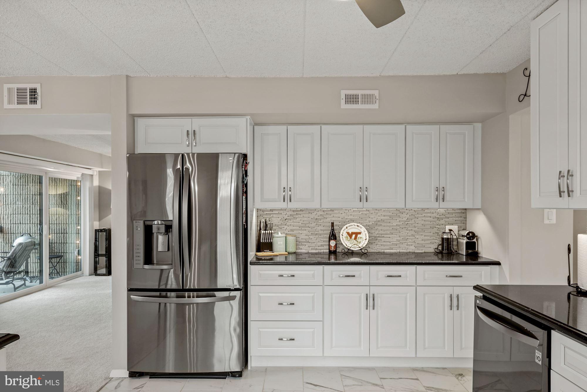 ALEXANDRIA OVERLOOK - Residential Lease