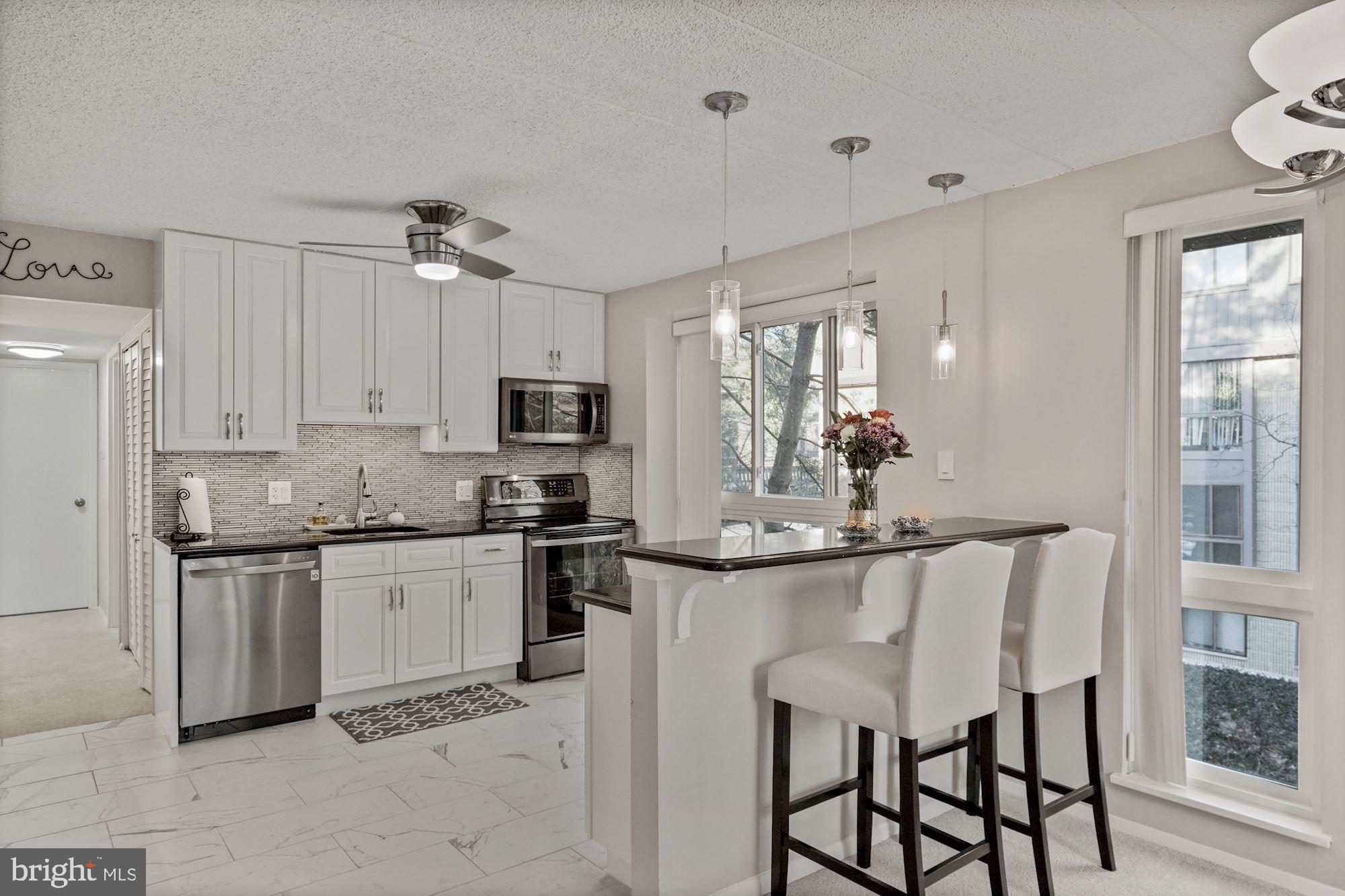 ALEXANDRIA OVERLOOK - Residential Lease