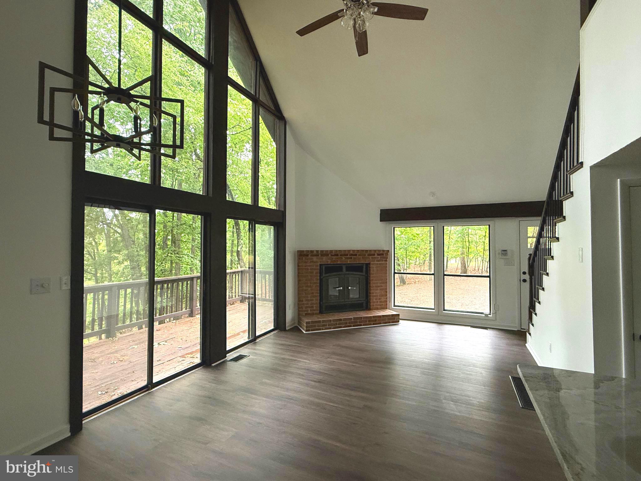 THE WOODS - Residential