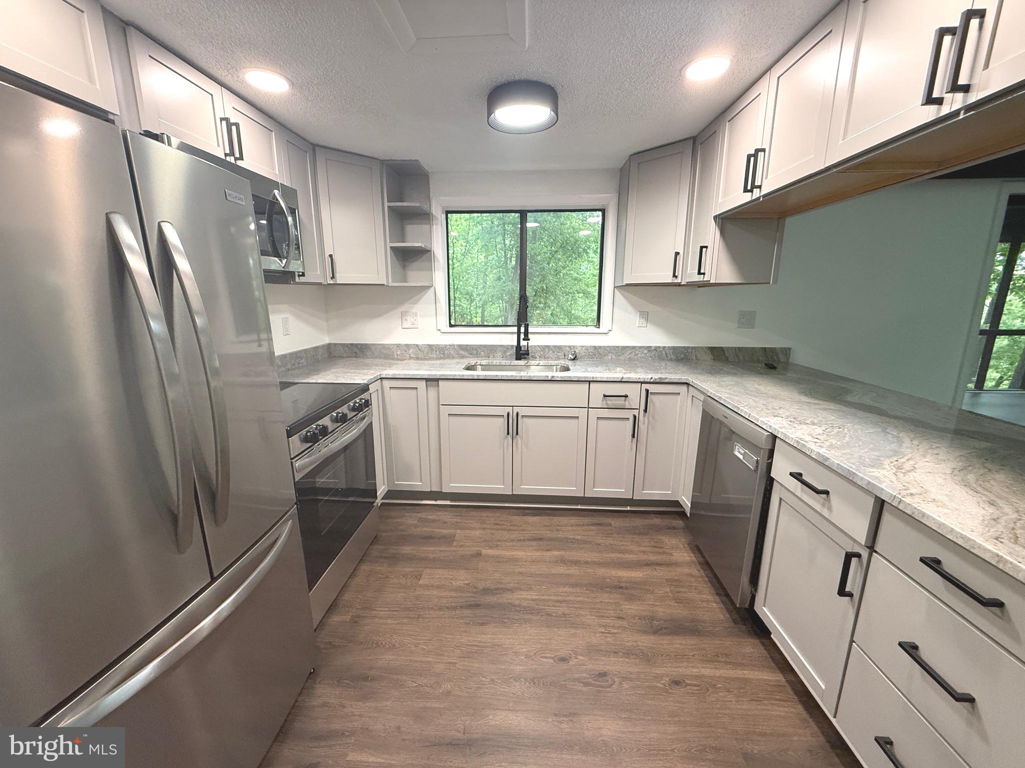 THE WOODS - Residential