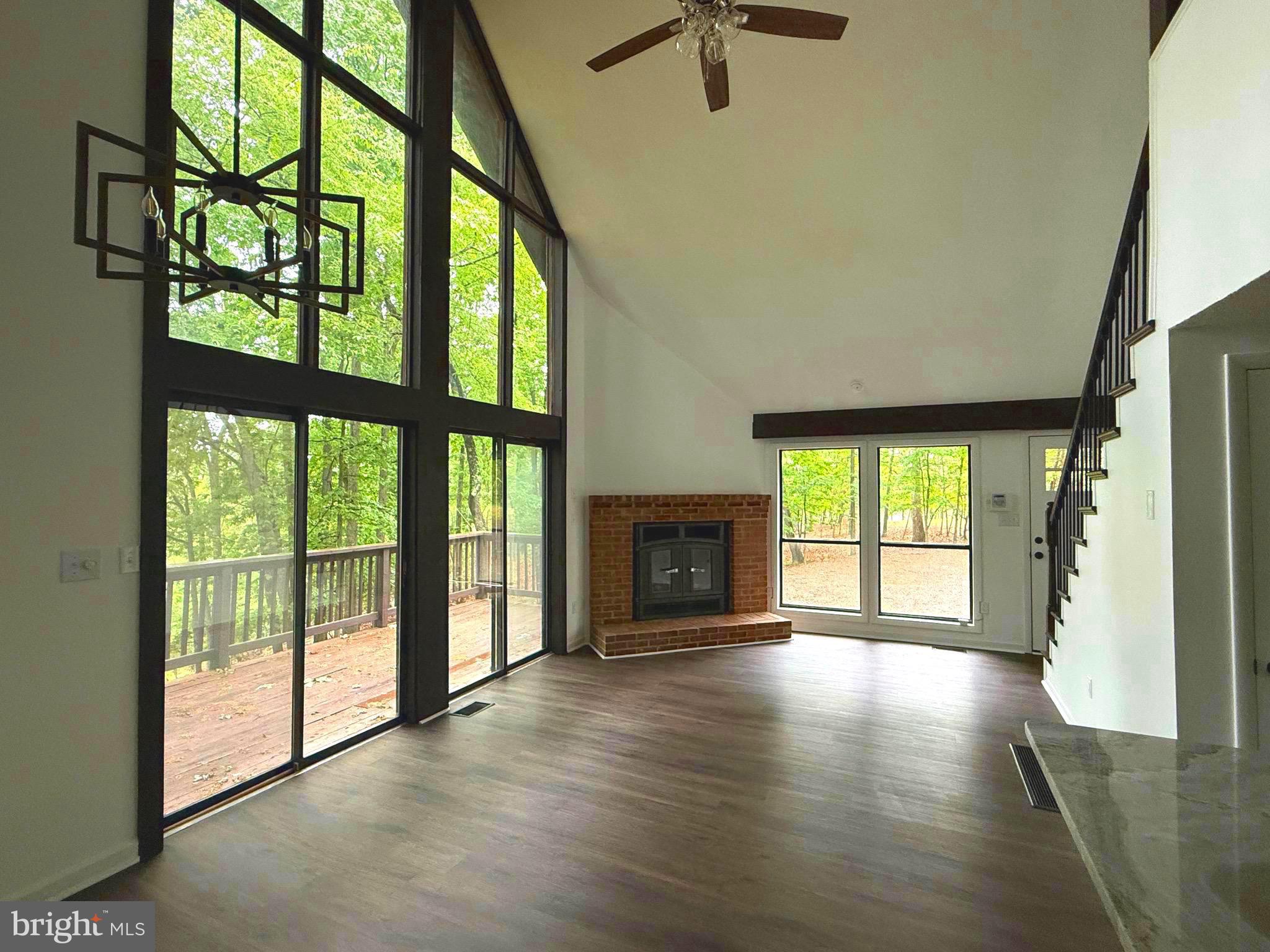 THE WOODS - Residential