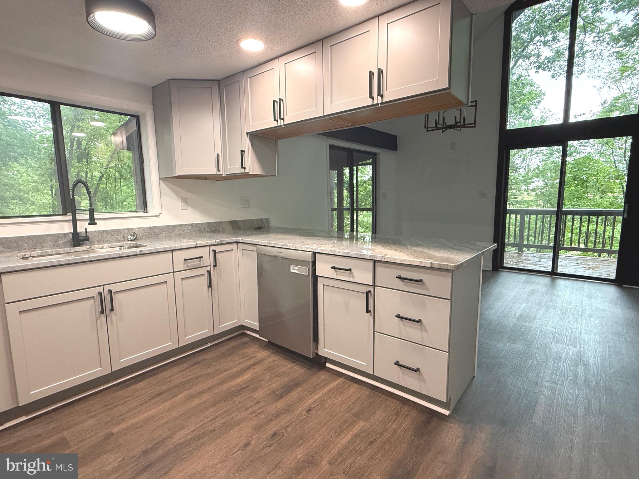 THE WOODS - Residential