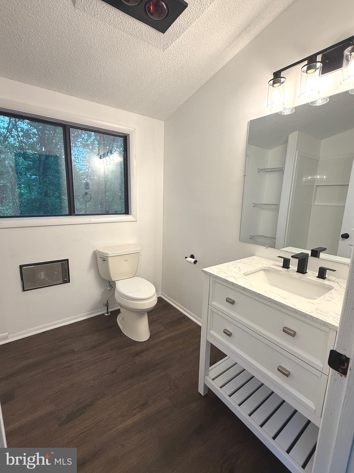 THE WOODS - Residential