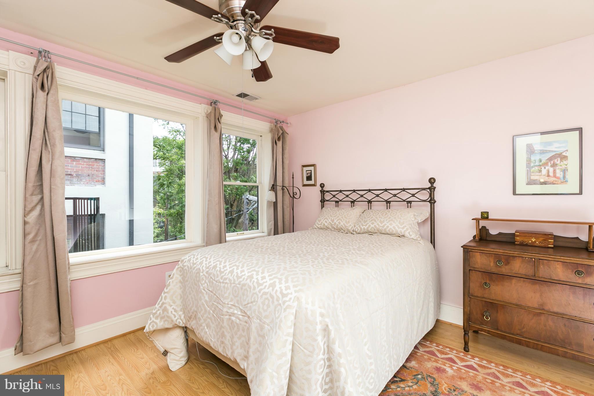 MOUNT VERNON PLACE HISTORIC DISTRICT - Residential