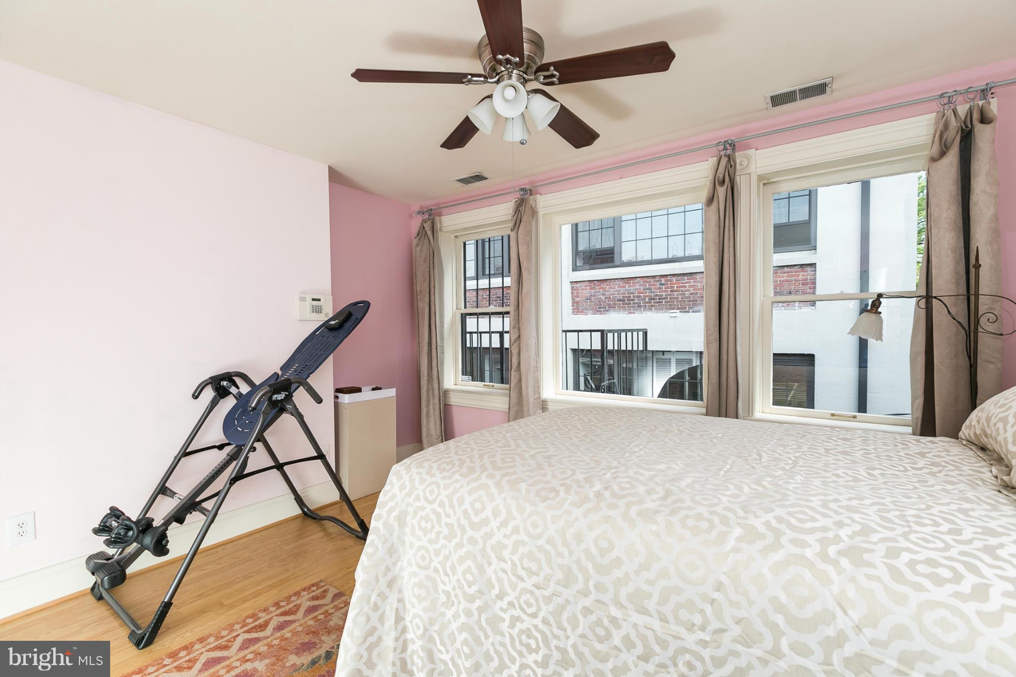 MOUNT VERNON PLACE HISTORIC DISTRICT - Residential