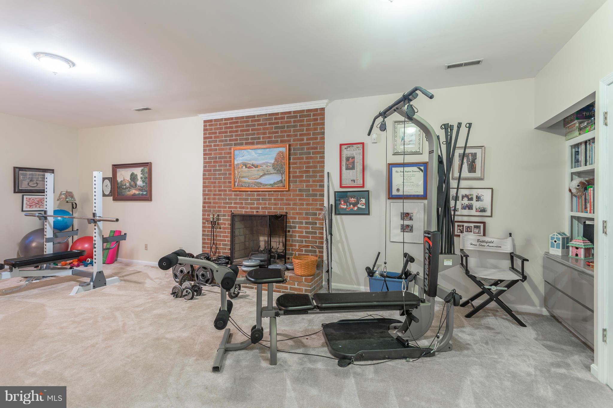 WOODLAWN - Residential