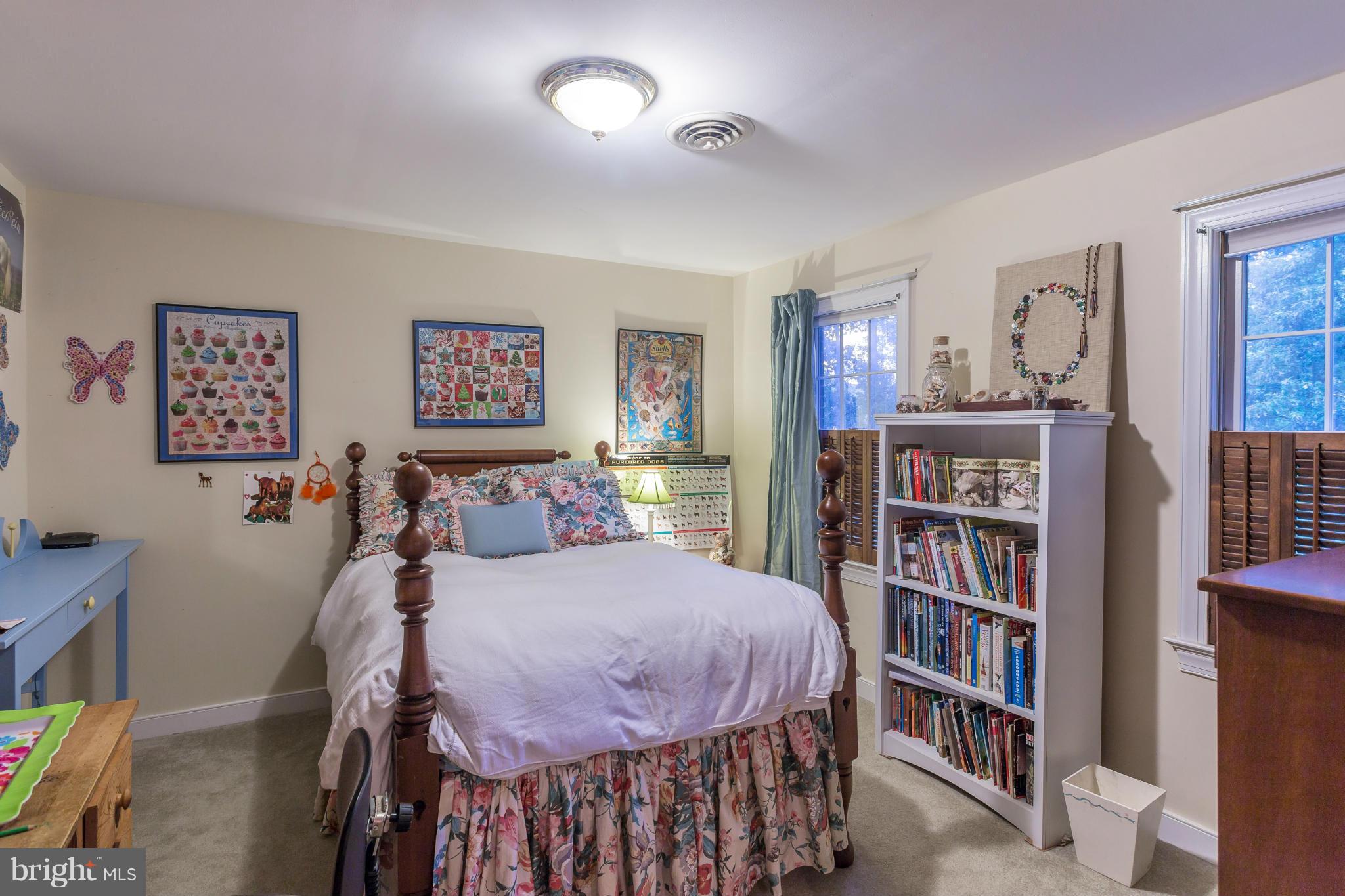 WOODLAWN - Residential