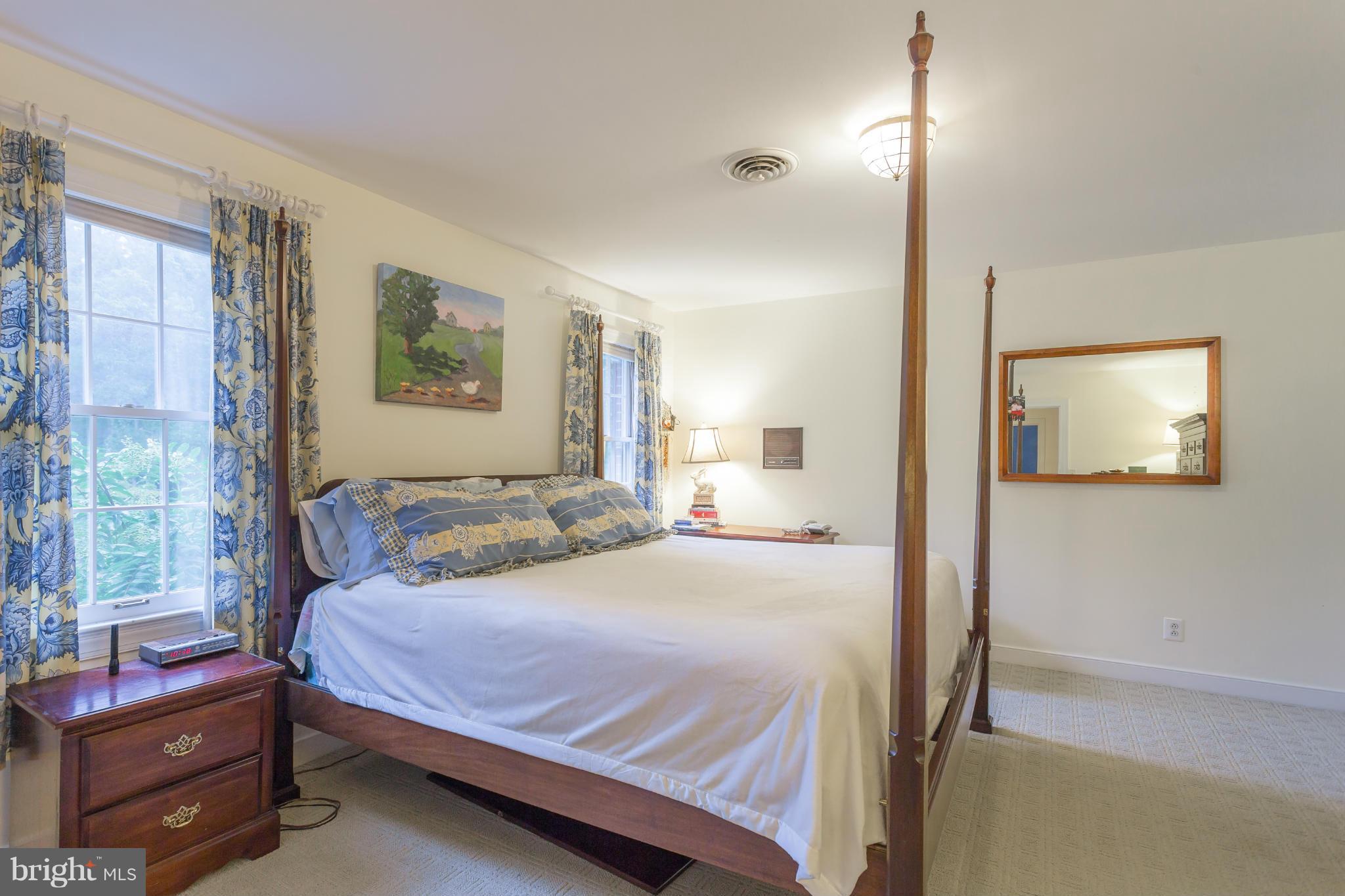 WOODLAWN - Residential