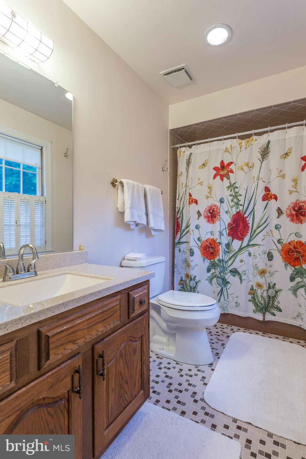 WOODLAWN - Residential