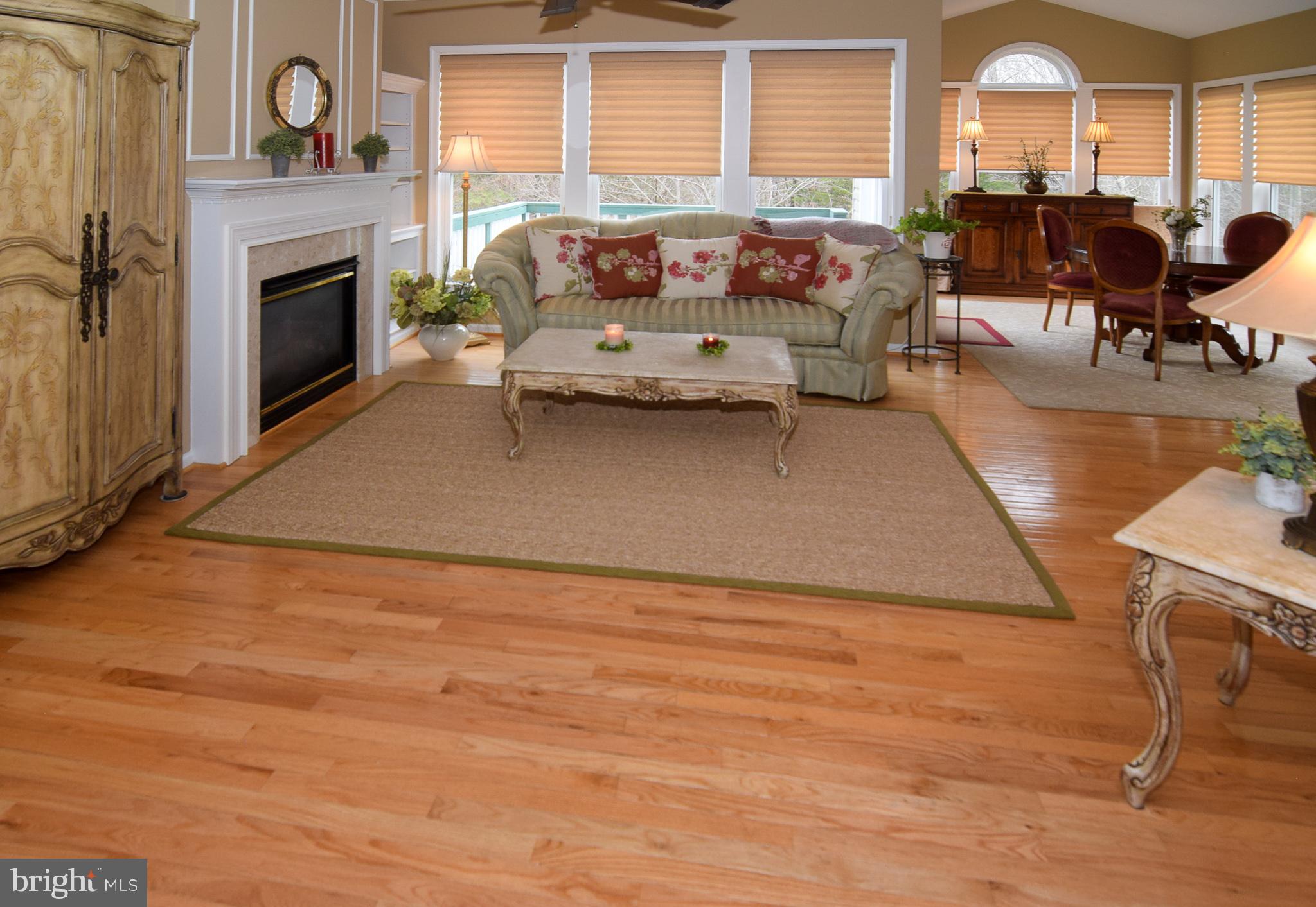 FALLS RUN - Residential