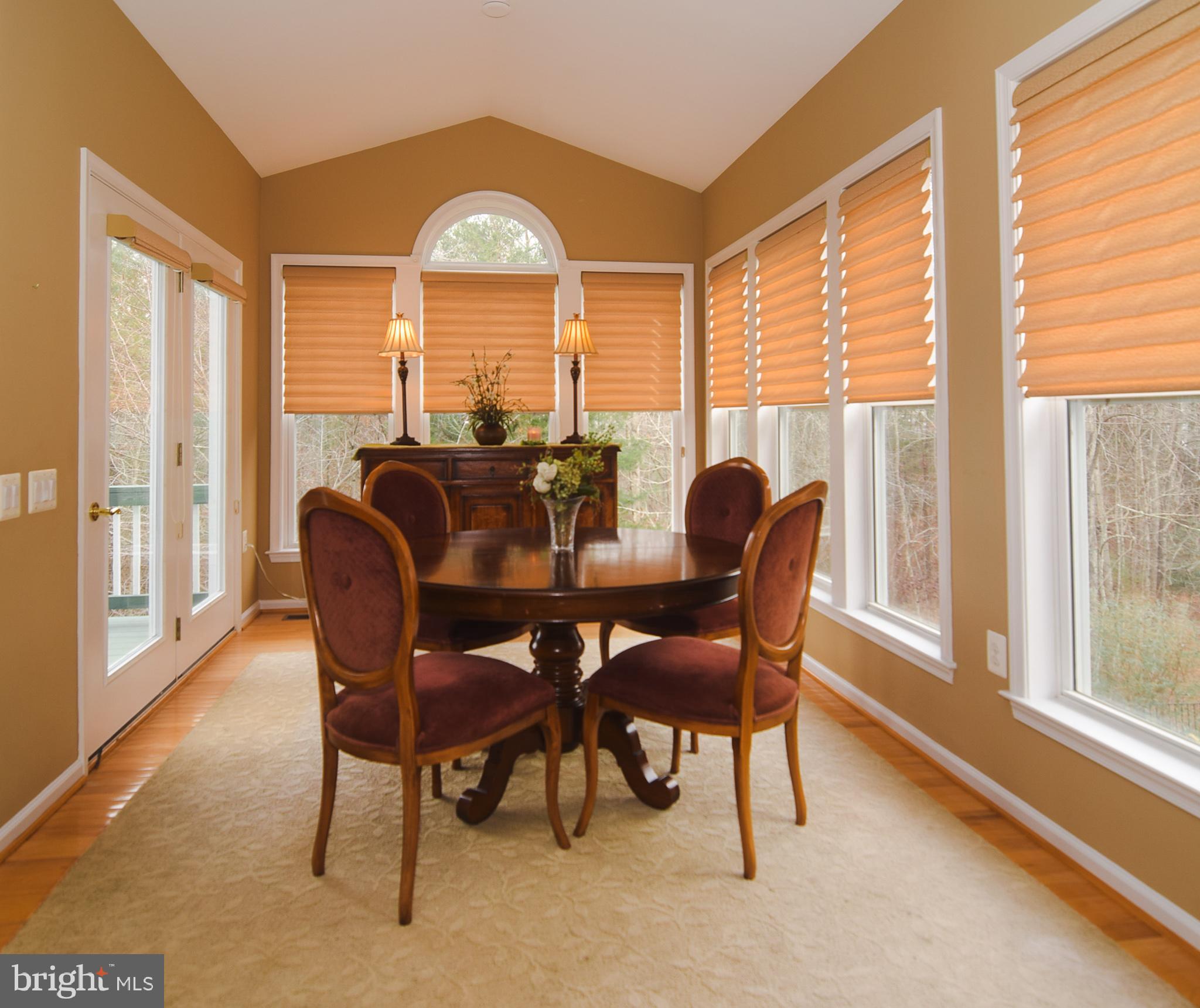 FALLS RUN - Residential