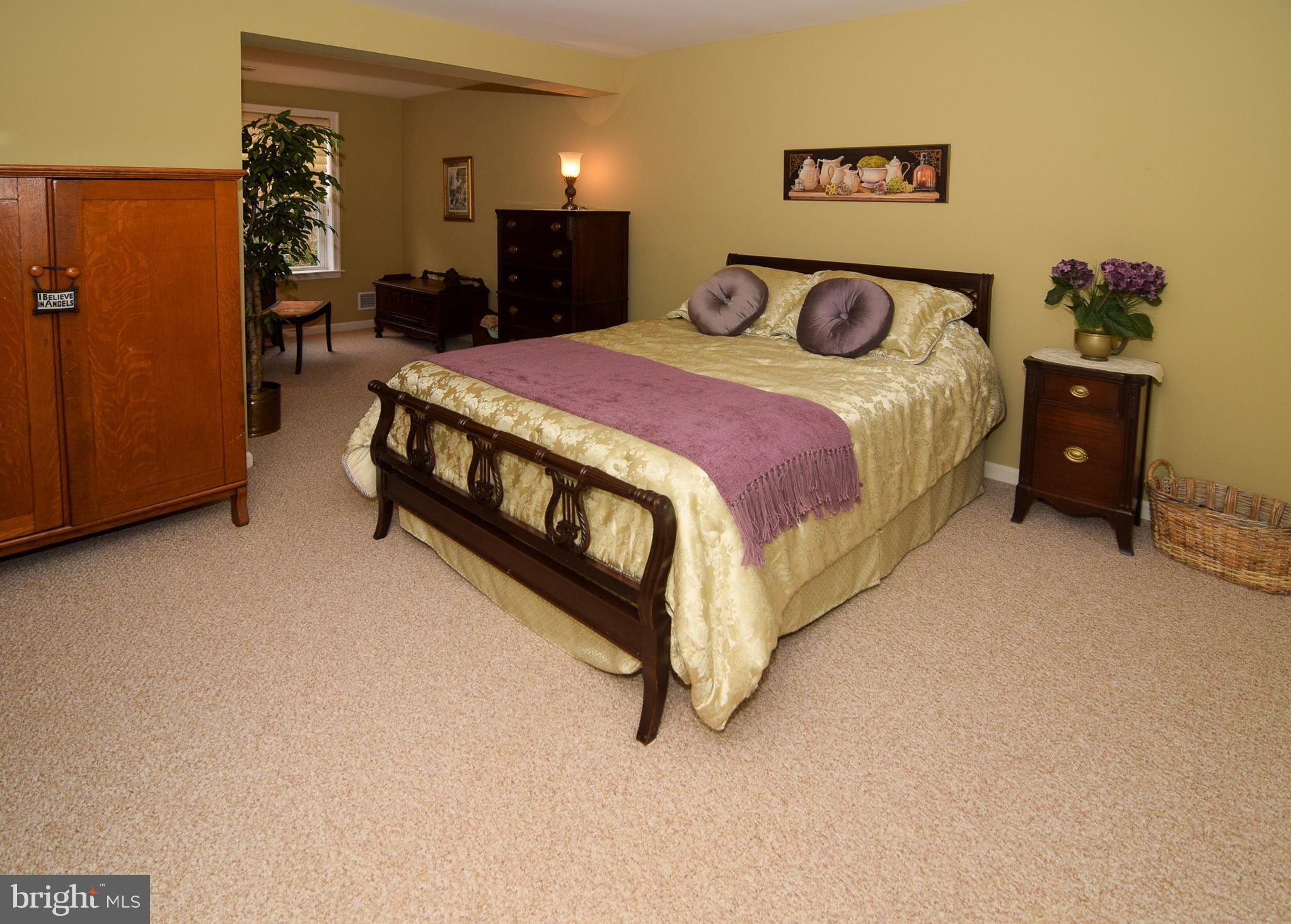 FALLS RUN - Residential