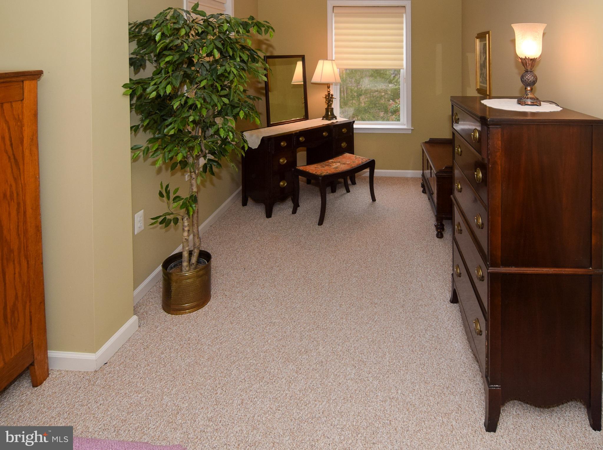 FALLS RUN - Residential