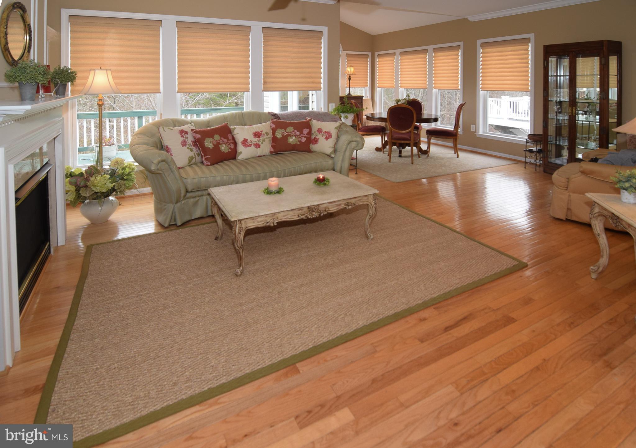 FALLS RUN - Residential