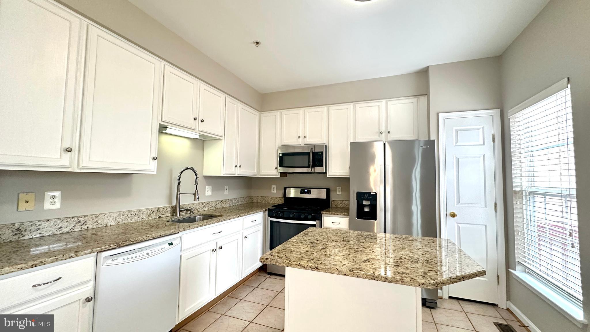 VISTAS AT MILESTONE - Residential