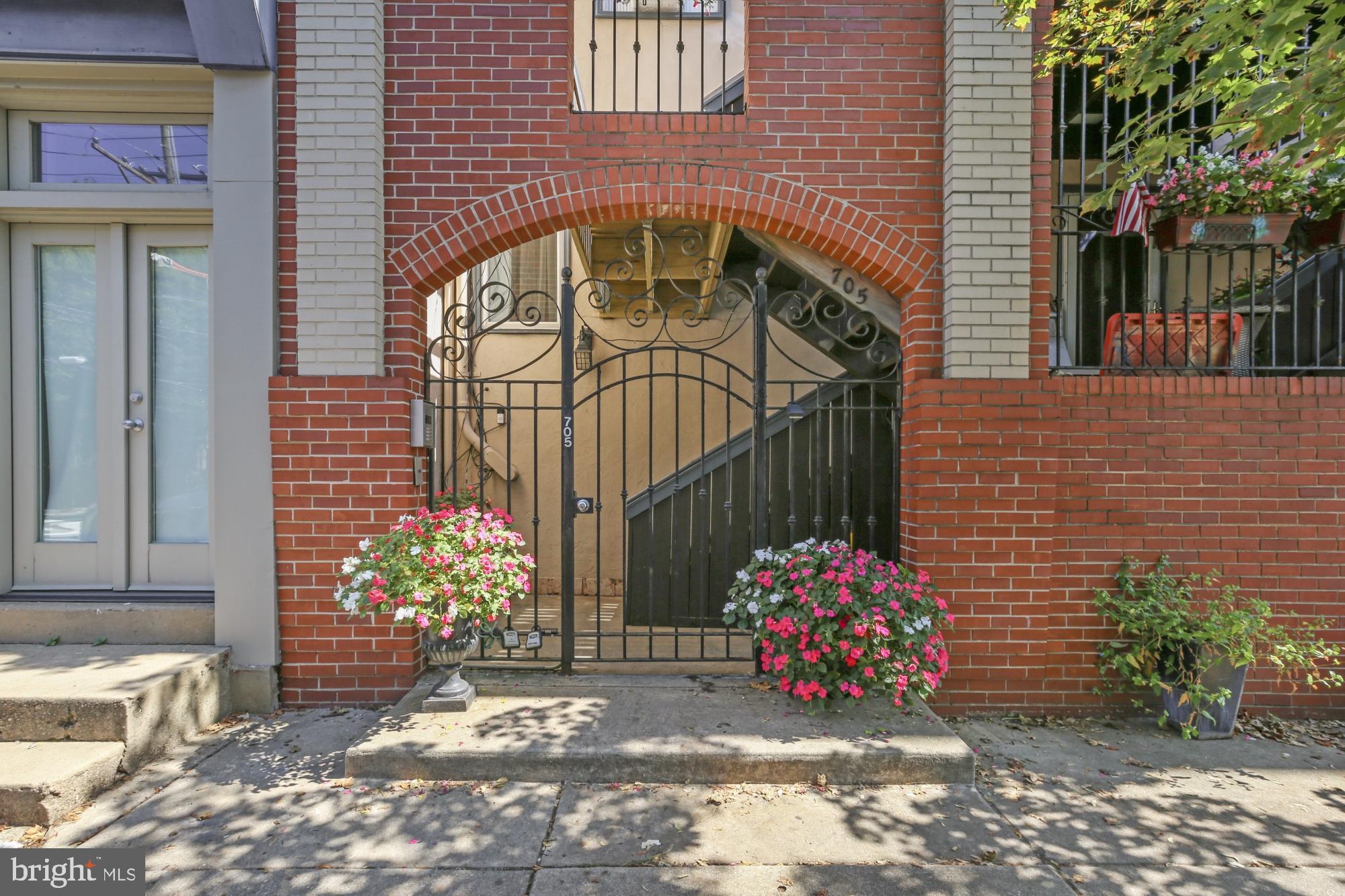 GRADUATE HOSPITAL - Residential