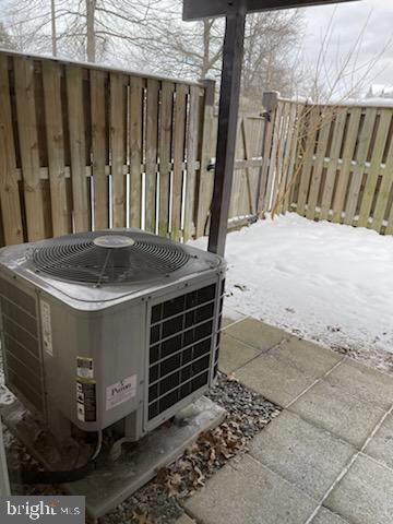 STONEY BEACH - Residential Lease