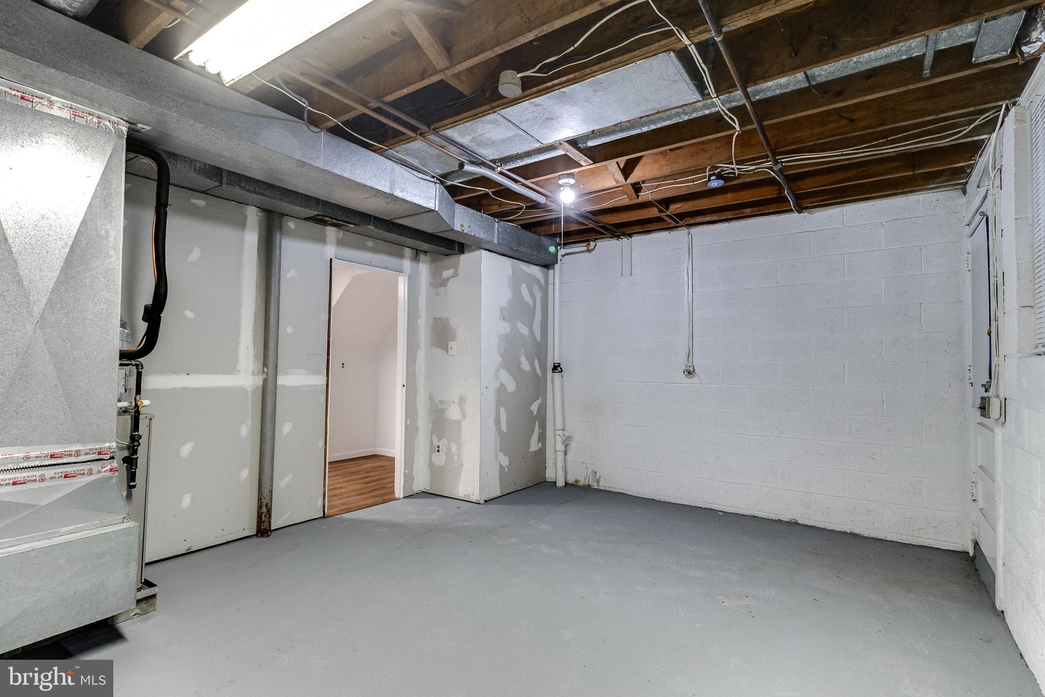 COUNTRY RIDGE - Residential