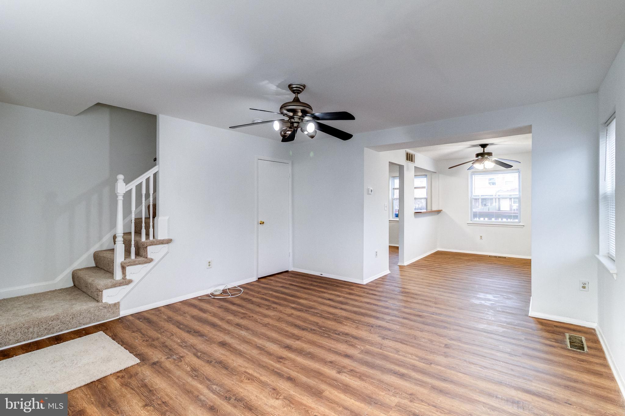 COUNTRY RIDGE - Residential