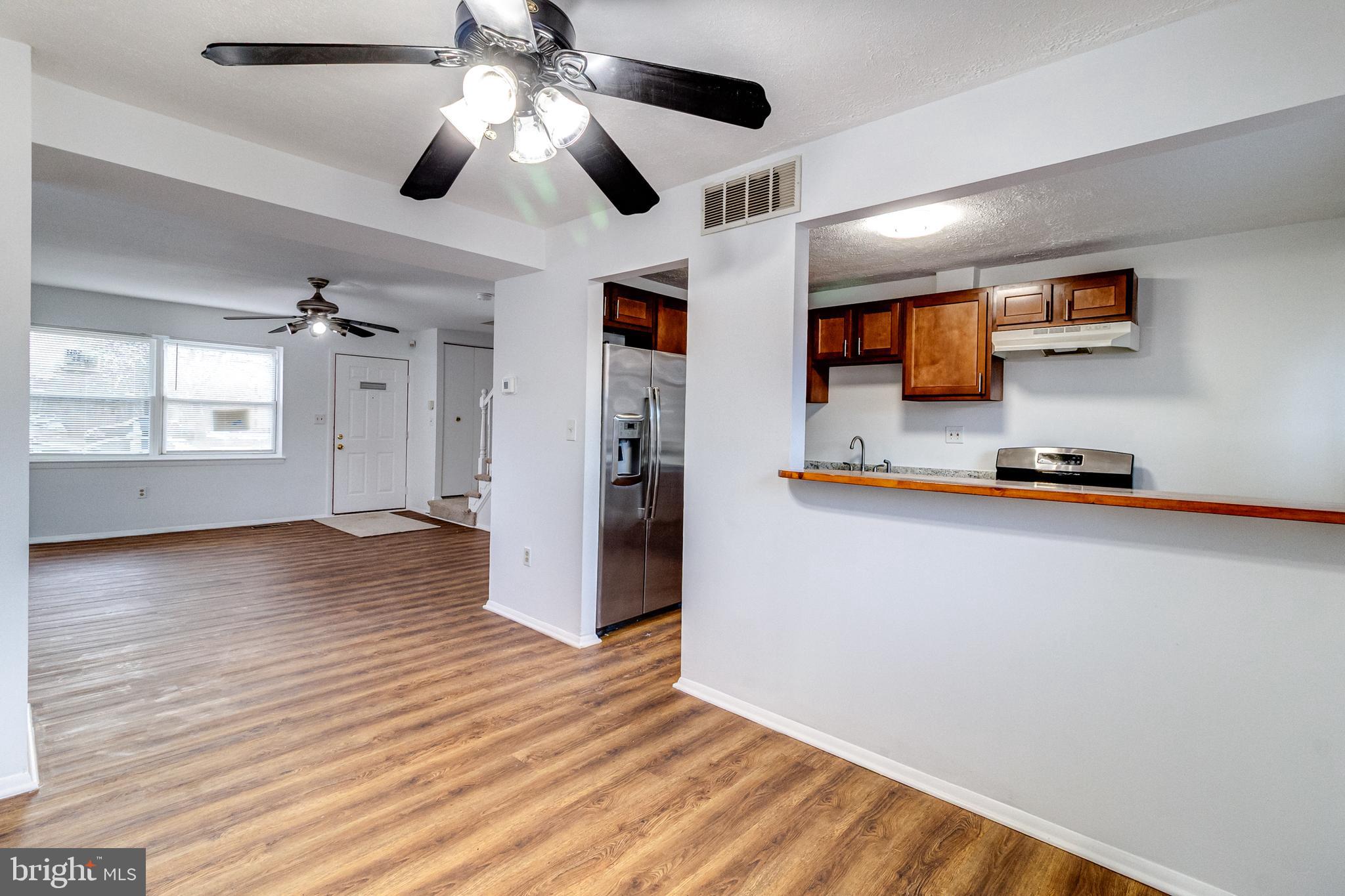 COUNTRY RIDGE - Residential