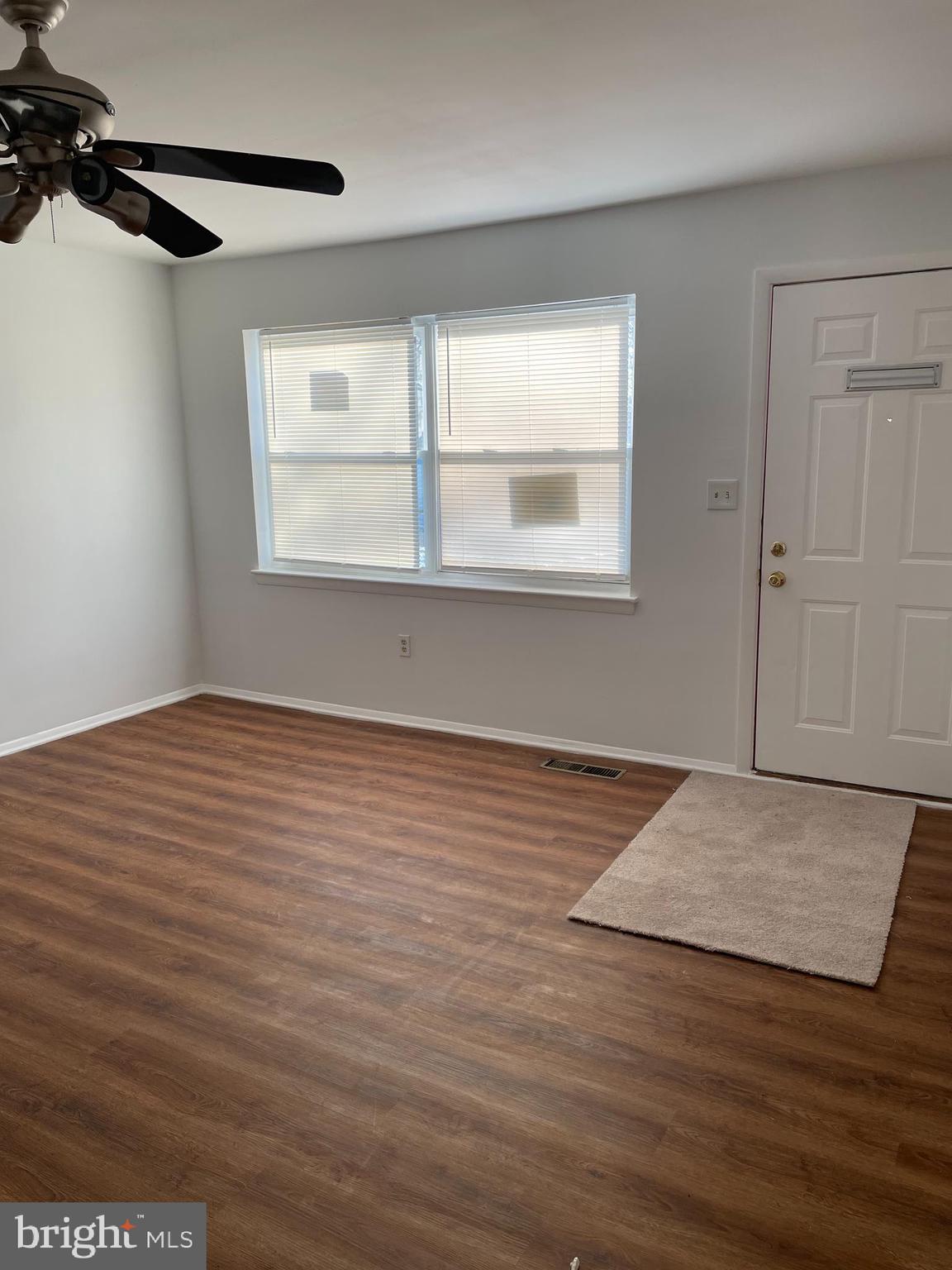 COUNTRY RIDGE - Residential