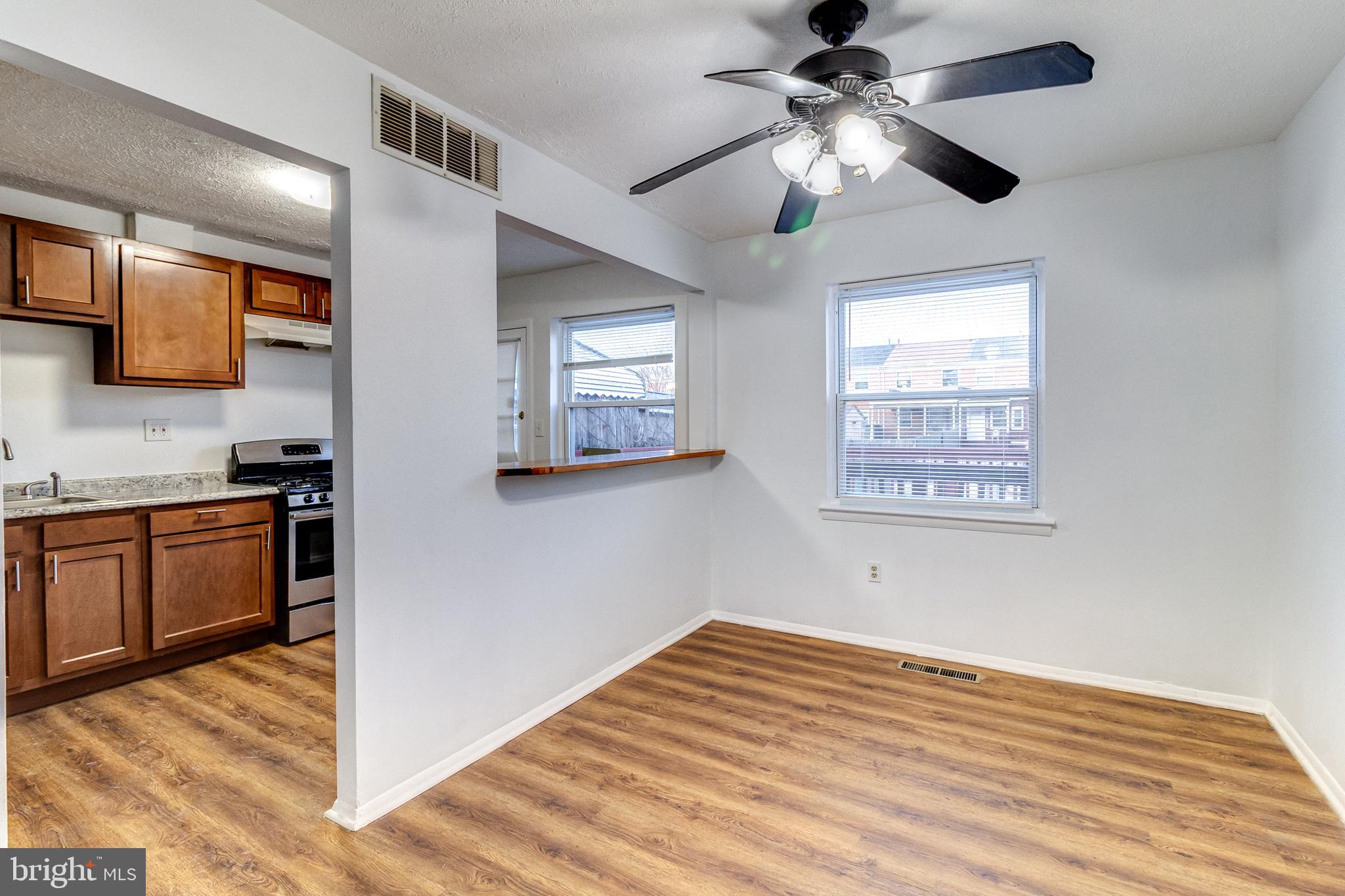 COUNTRY RIDGE - Residential