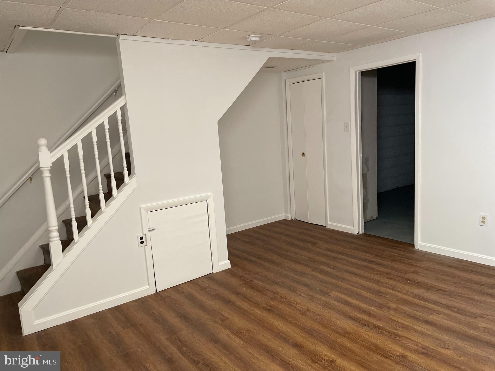 COUNTRY RIDGE - Residential