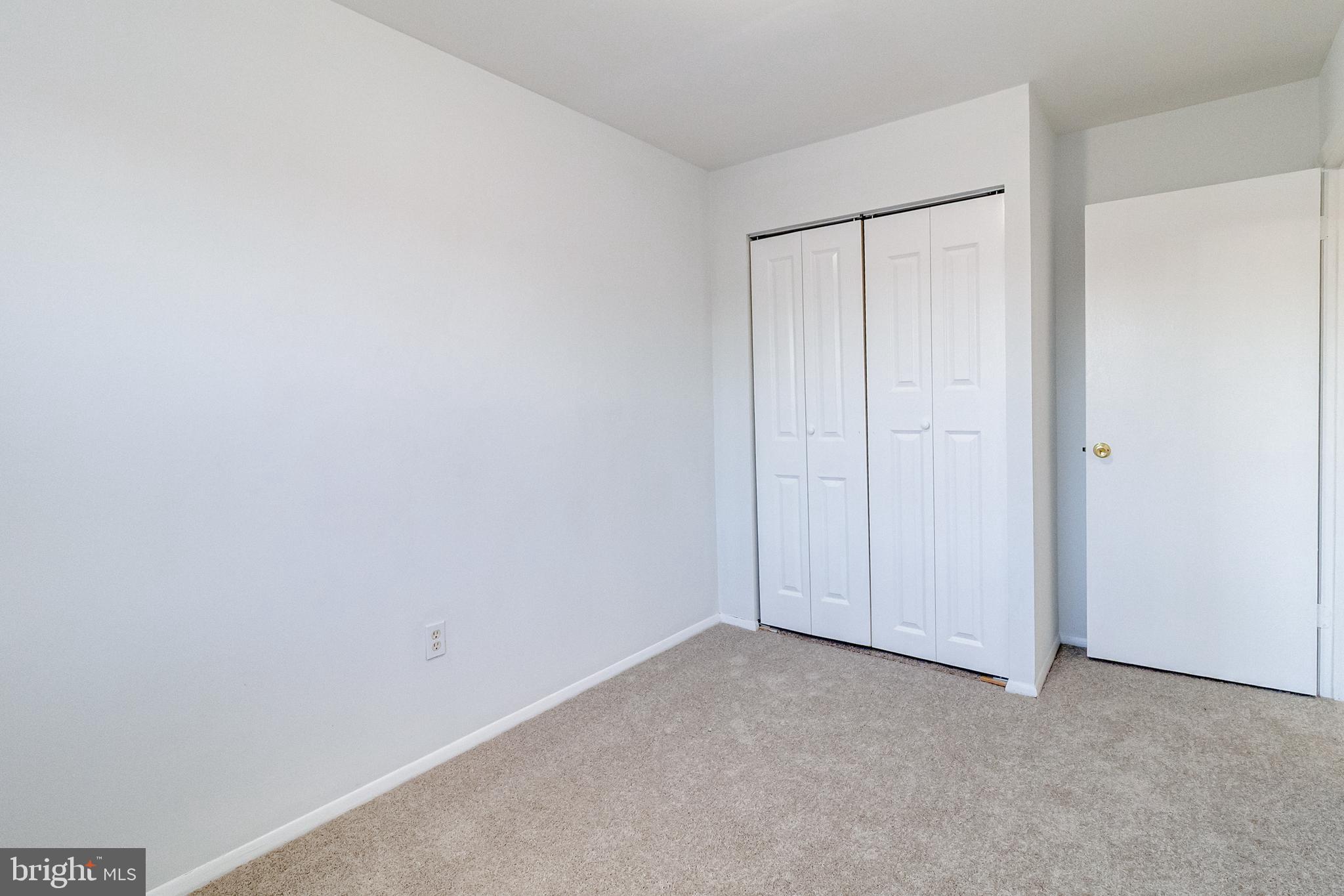 COUNTRY RIDGE - Residential