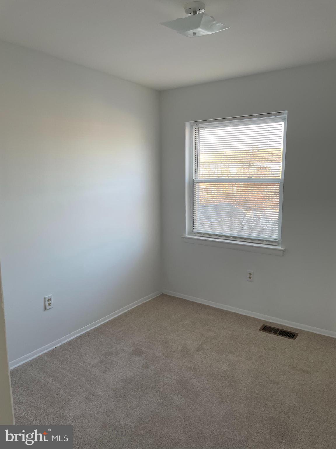 COUNTRY RIDGE - Residential