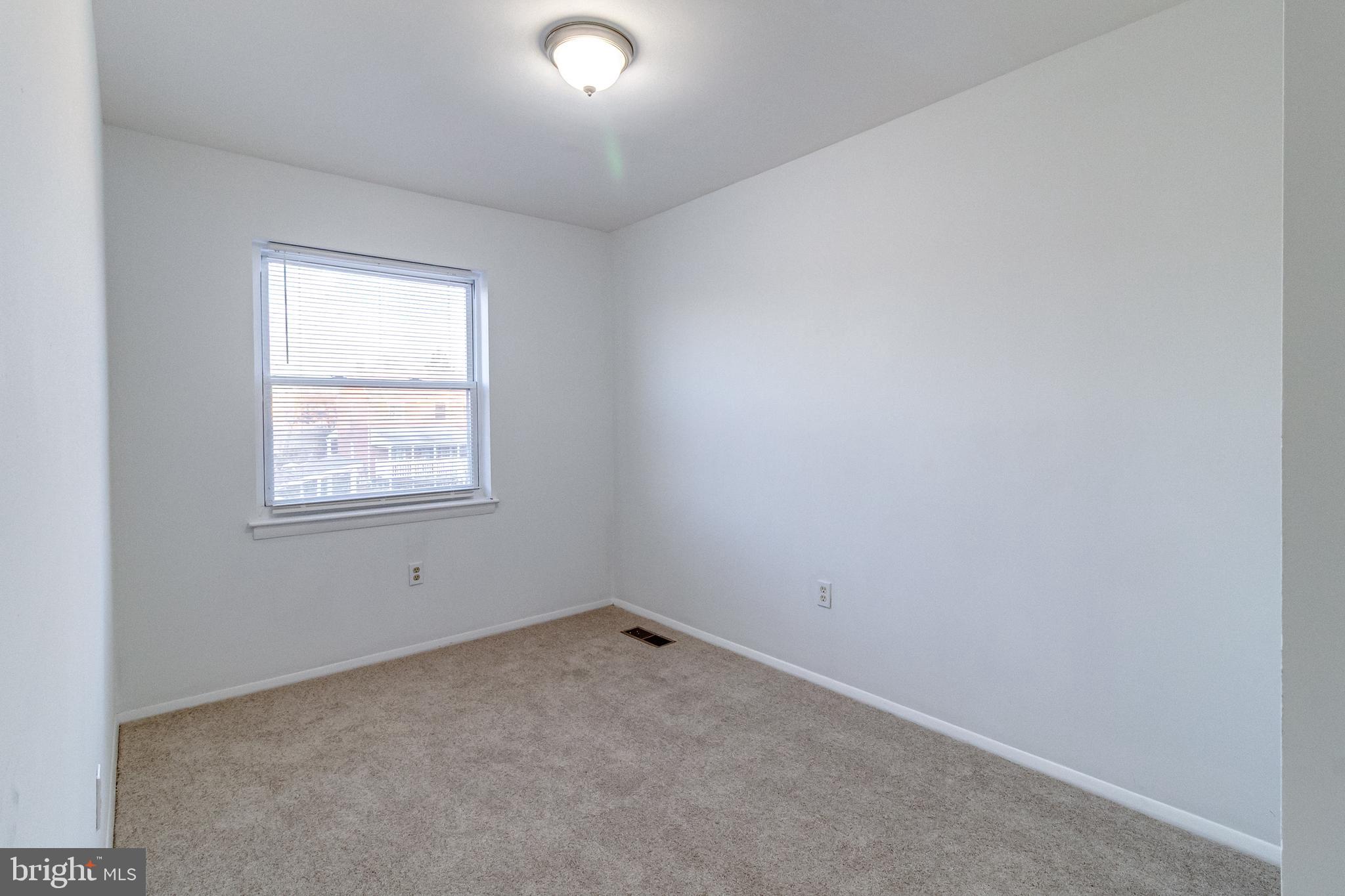 COUNTRY RIDGE - Residential