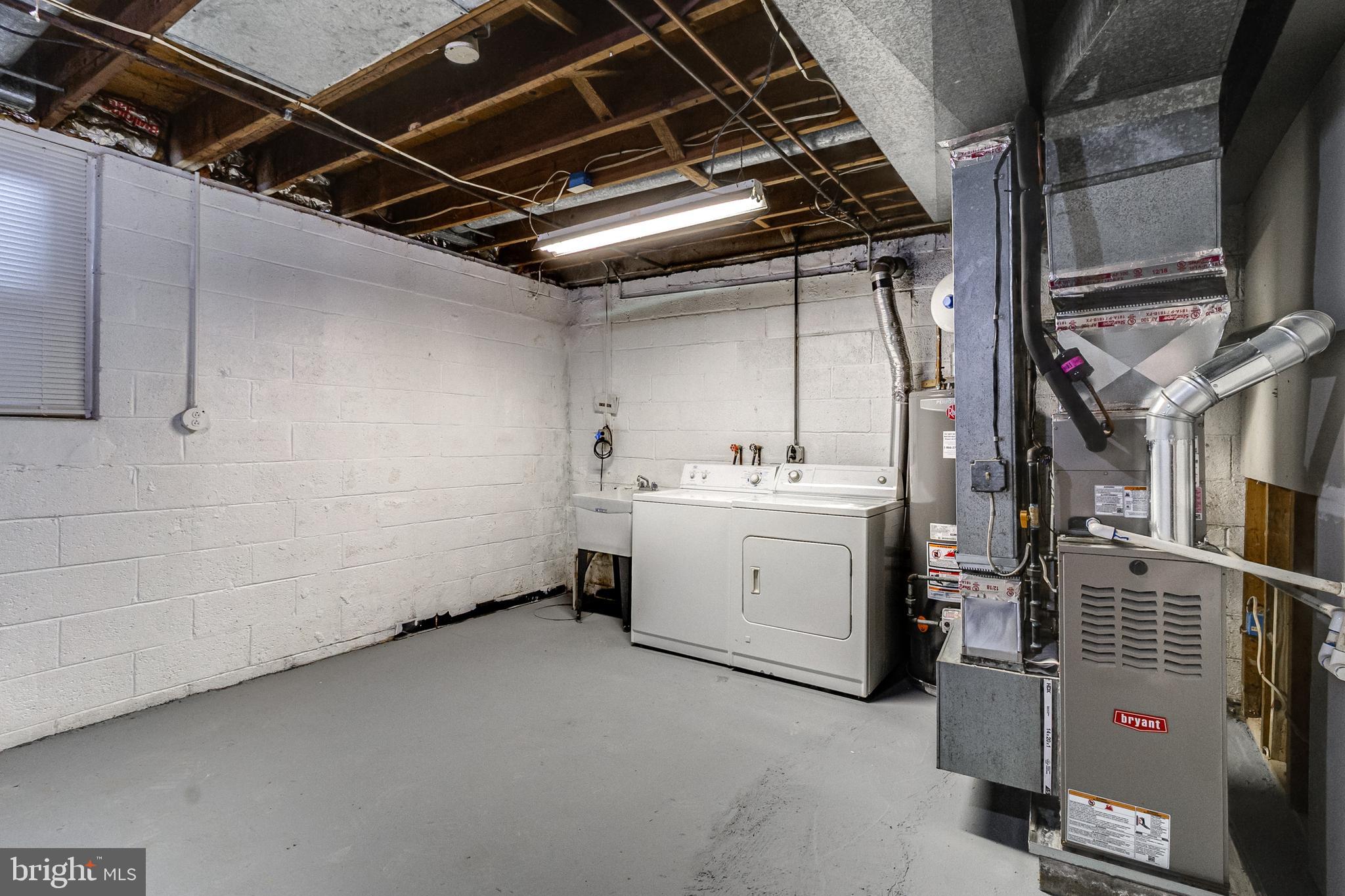 COUNTRY RIDGE - Residential