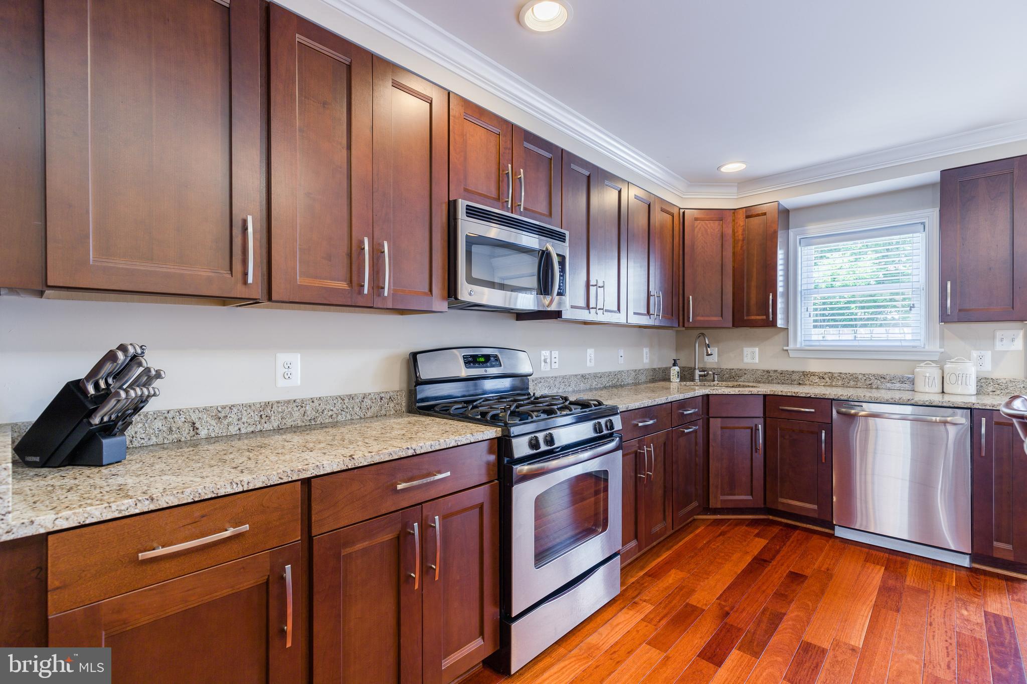 CANTON - Residential