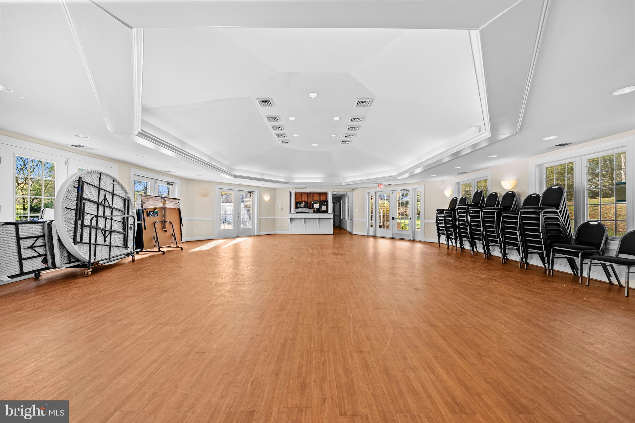 LAKE BRADDOCK - Residential