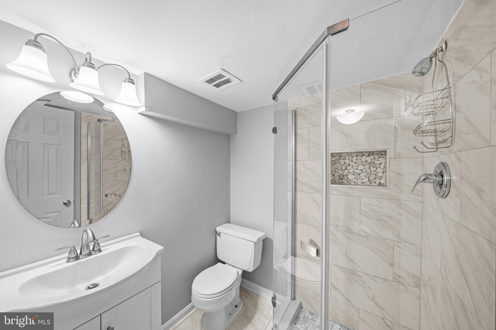 LAKE BRADDOCK - Residential