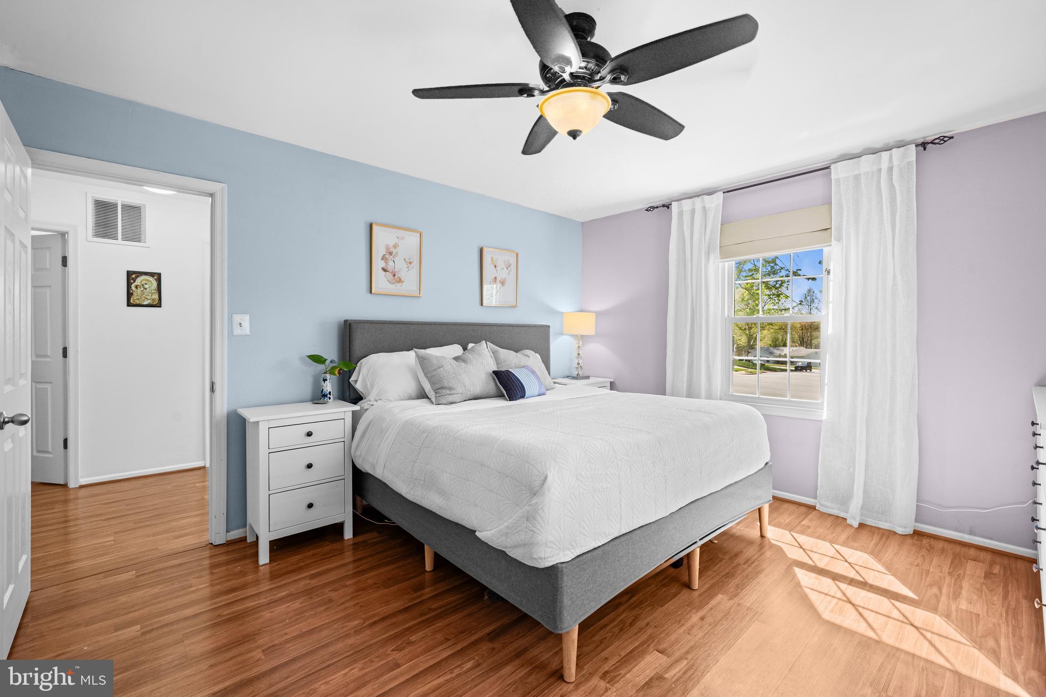 LAKE BRADDOCK - Residential