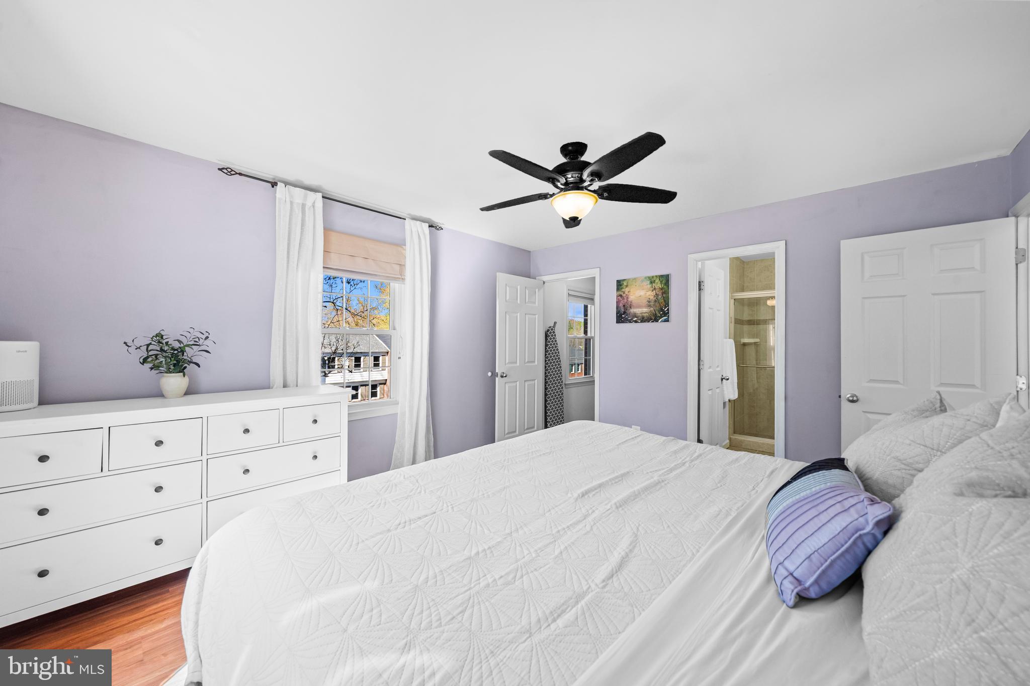 LAKE BRADDOCK - Residential