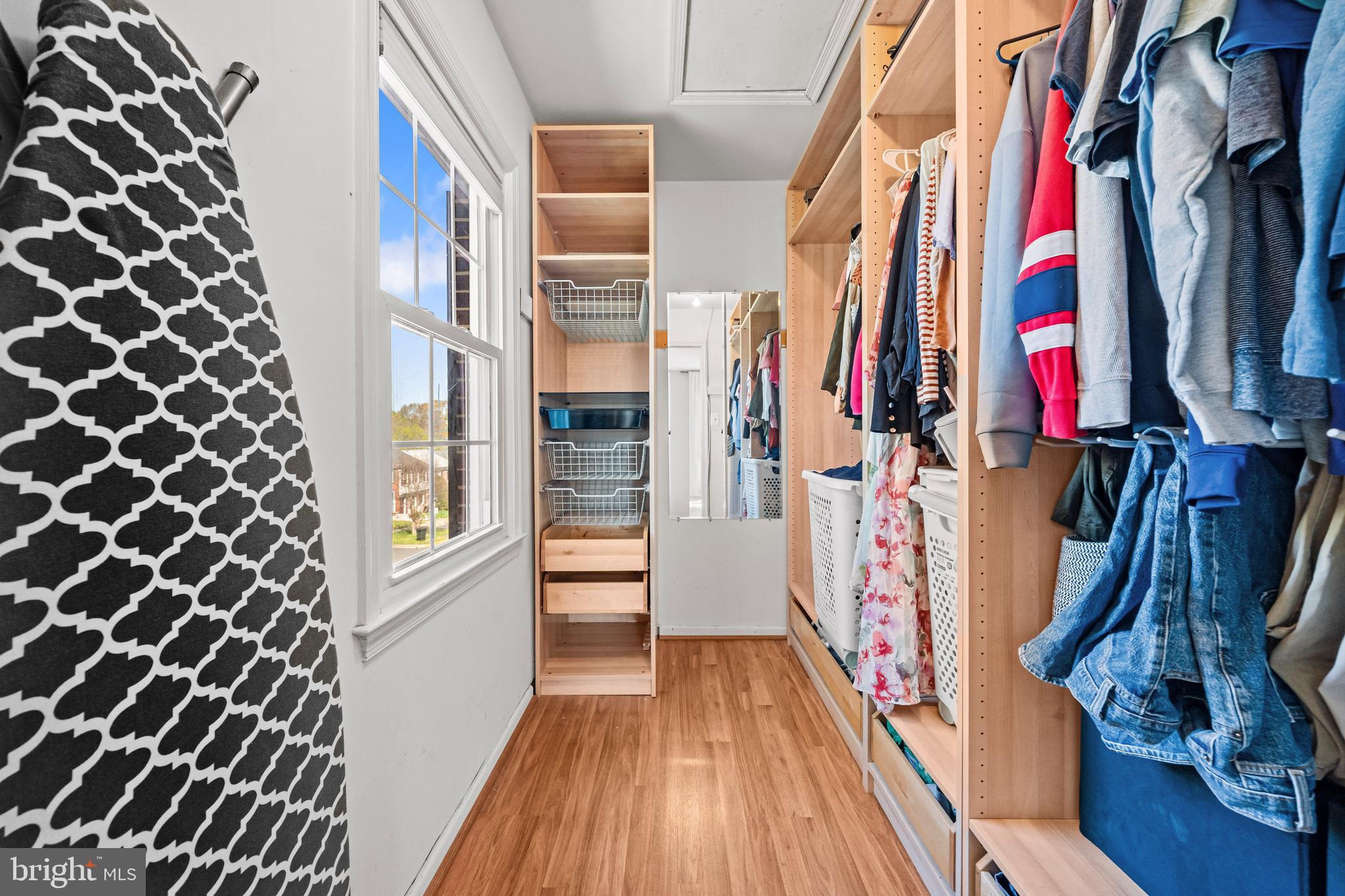 LAKE BRADDOCK - Residential