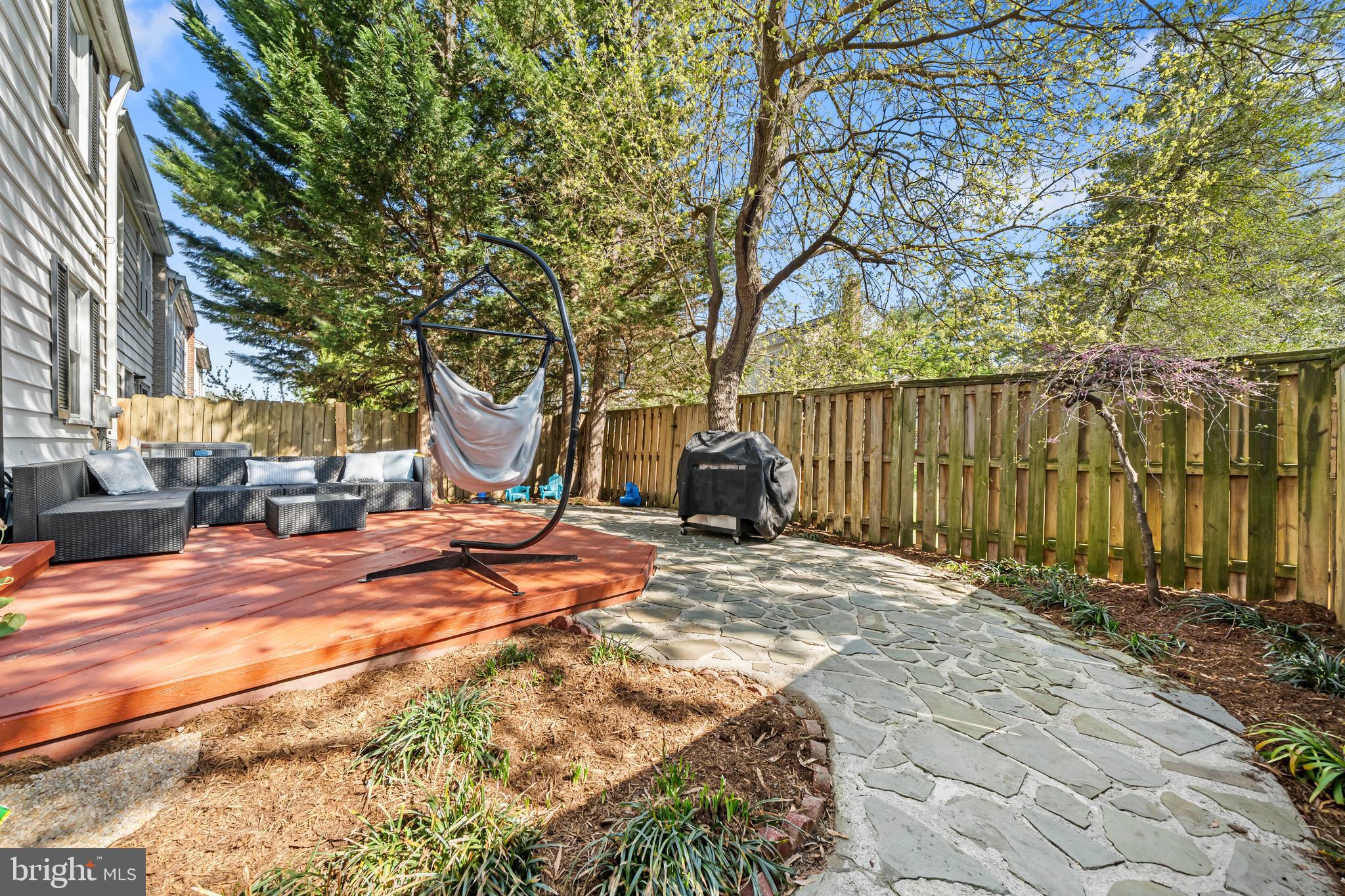 LAKE BRADDOCK - Residential